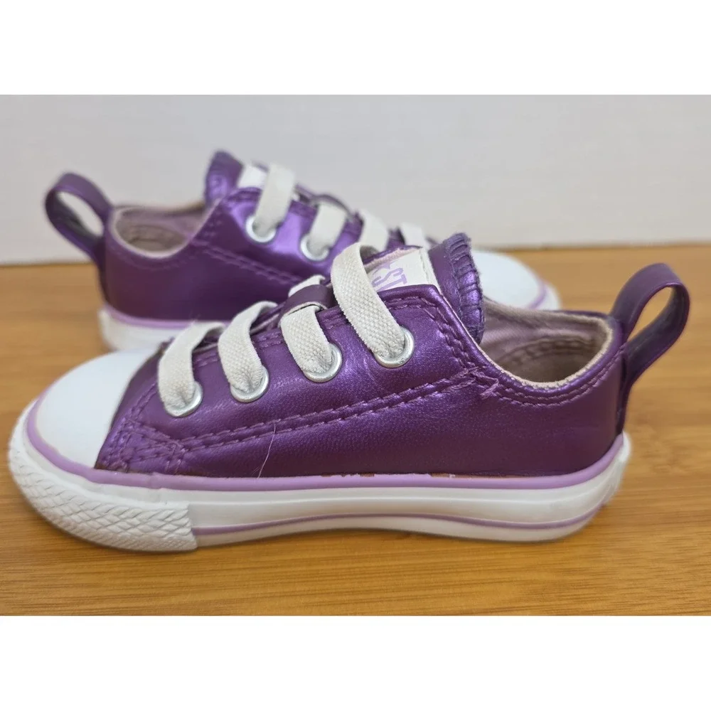 Converse Chuck Taylor All Star Purple Infant Size 5 Hook Loop Sneakers 726104F